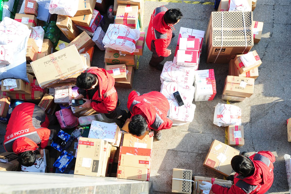 疫情地区为啥不发快递了/疫情快递为何不停运