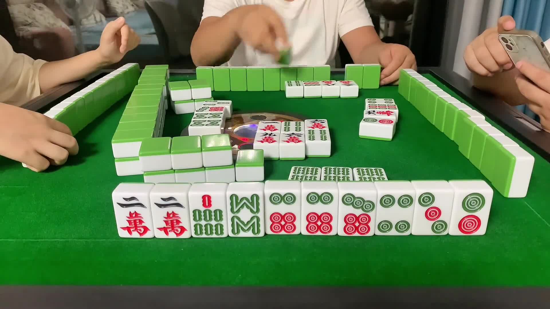 3分钟学会“贵州捉鸡麻将外卦神器下载安装”开挂(透视)辅助教程-第2张图片