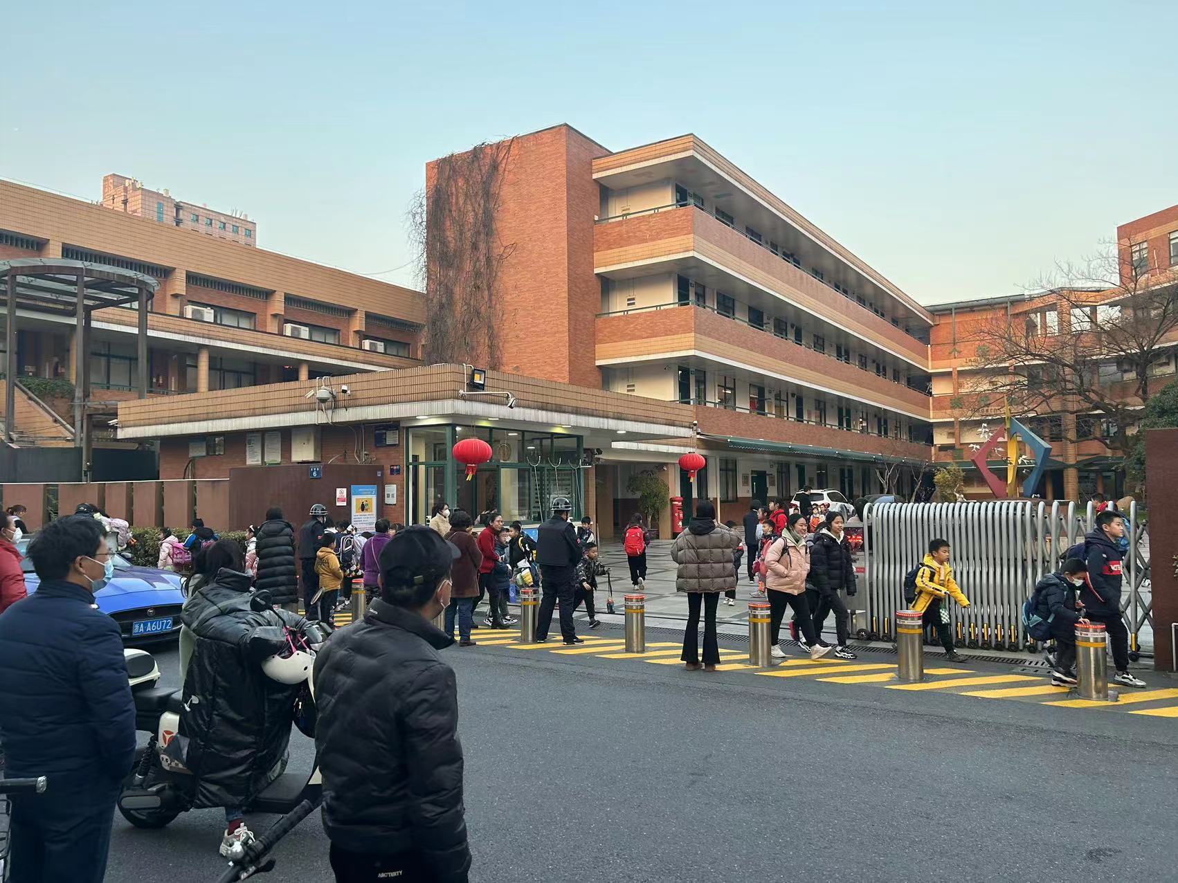 疫情地区会停课吗现在(疫情会导致停课吗)-第3张图片