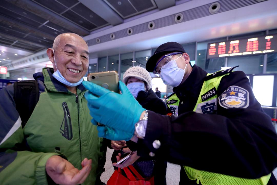 【上海疫情因素有哪些地区,上海的疫情状况严不严重】-第1张图片