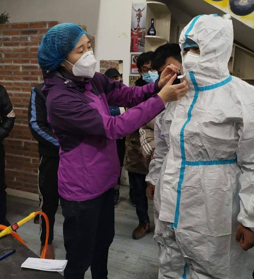 接触过有疫情地区的人(接触过疫情区回来的人需要隔离几天)-第1张图片