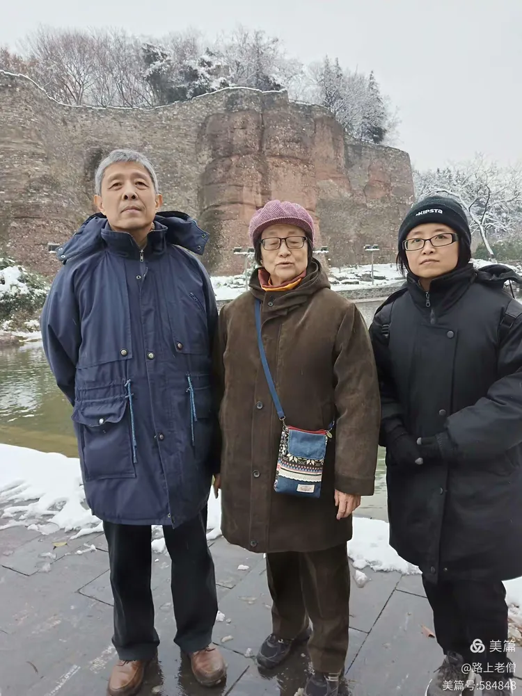 专家分析“朋朋棋牌开挂方法”开挂(透视)辅助教程-第2张图片
